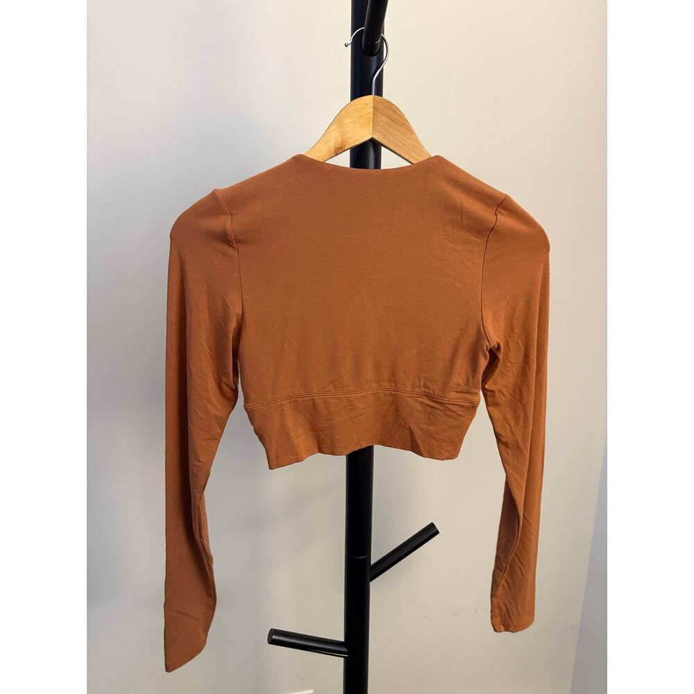 Klassy Network long sleeve brami wrap crop top - Picture 3 of 4